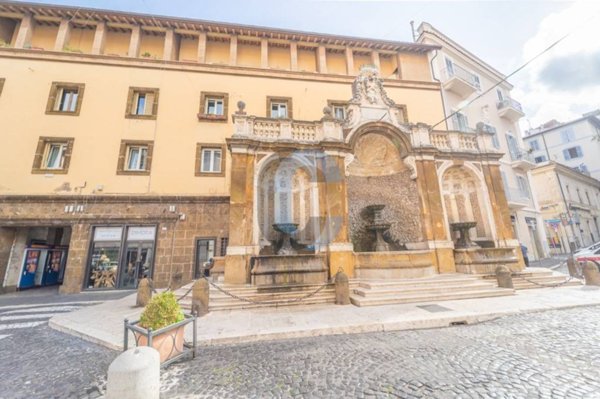 ufficio in vendita a Frascati