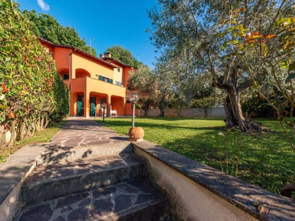 casa indipendente in vendita a Frascati