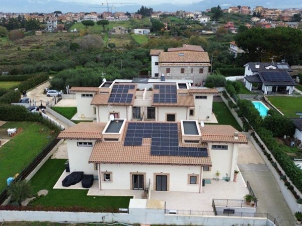 casa indipendente in vendita a Frascati