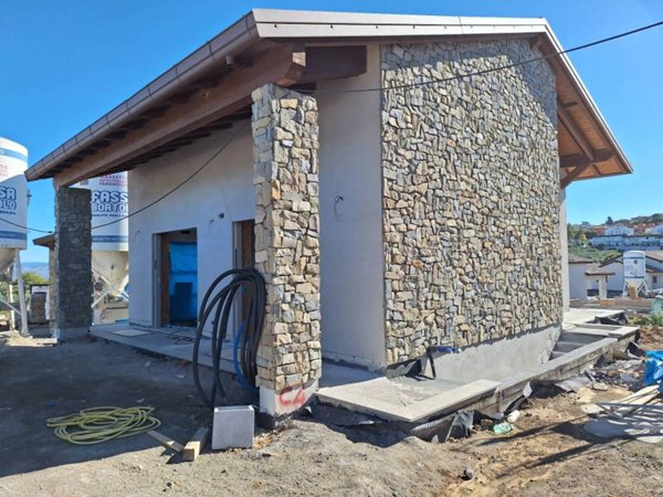 casa indipendente in vendita a Frascati