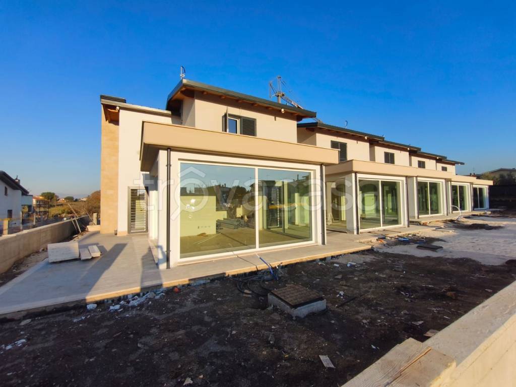 casa indipendente in vendita a Frascati