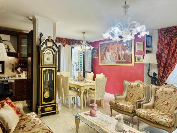 casa indipendente in vendita a Frascati