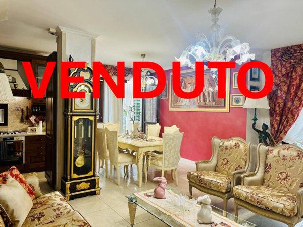 casa indipendente in vendita a Frascati