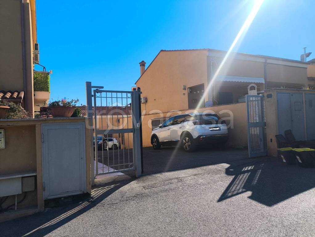 casa indipendente in vendita a Frascati