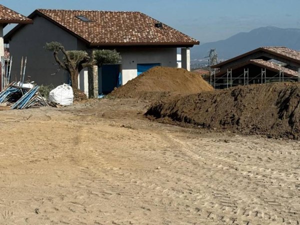 casa indipendente in vendita a Frascati