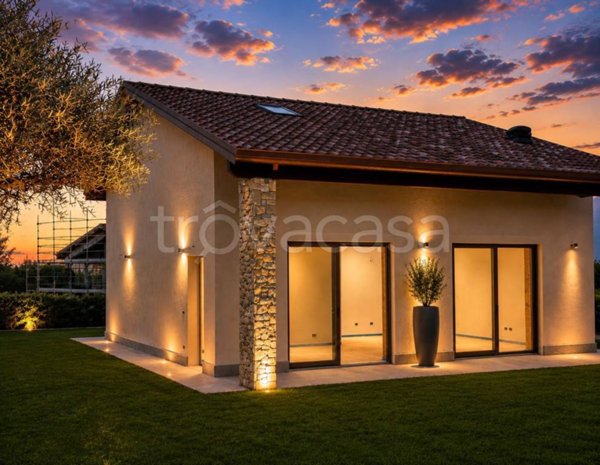 casa indipendente in vendita a Frascati in zona Cisternole