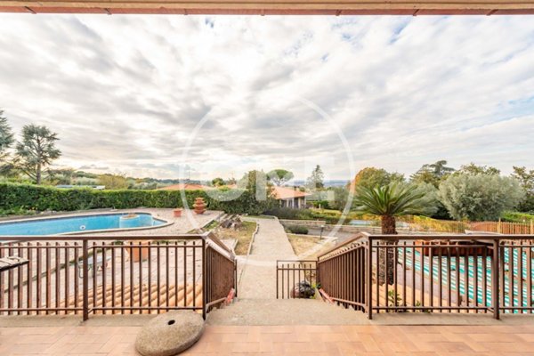 casa indipendente in vendita a Frascati