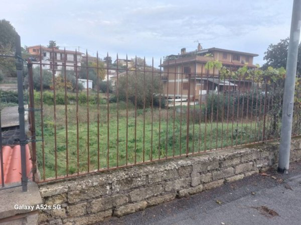 casa indipendente in vendita a Frascati