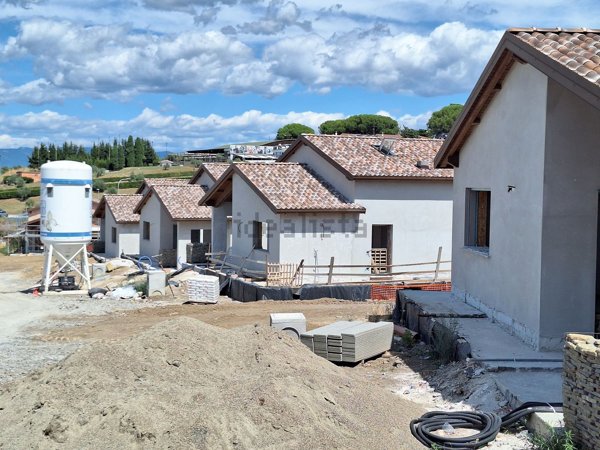 casa indipendente in vendita a Frascati