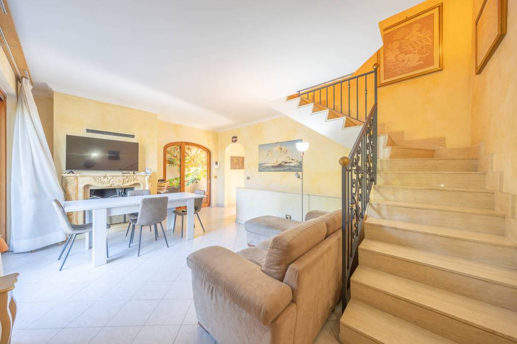 casa indipendente in vendita a Frascati