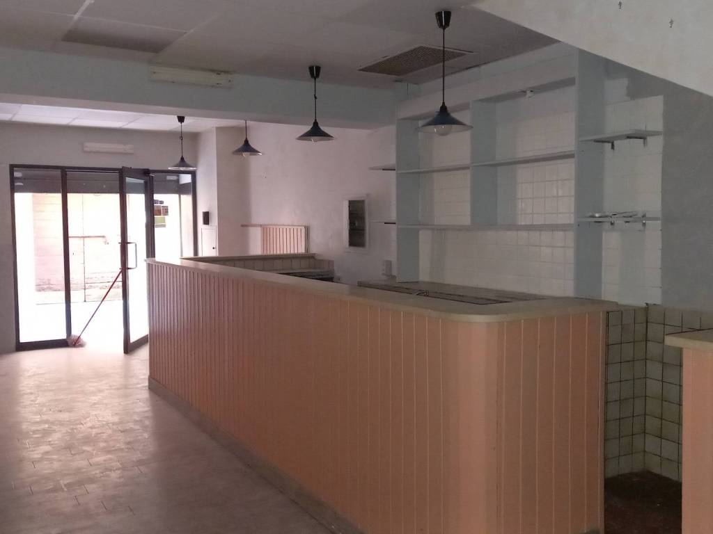 negozio in vendita a Frascati