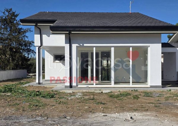 casa indipendente in vendita a Frascati