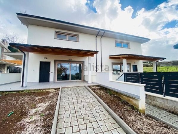 casa indipendente in vendita a Frascati