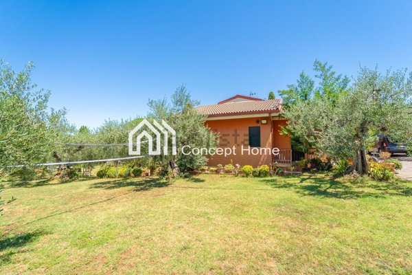 casa indipendente in vendita a Frascati