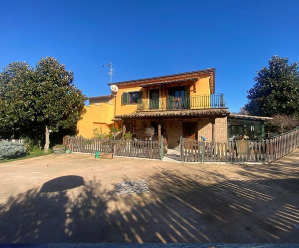 casa indipendente in vendita a Frascati