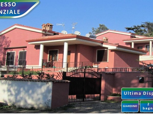 casa indipendente in vendita a Frascati