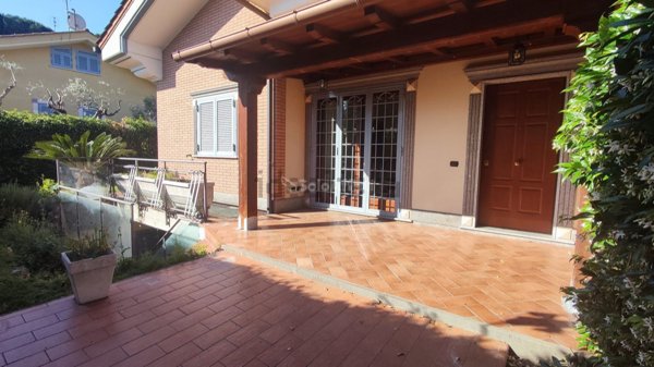 casa indipendente in vendita a Frascati