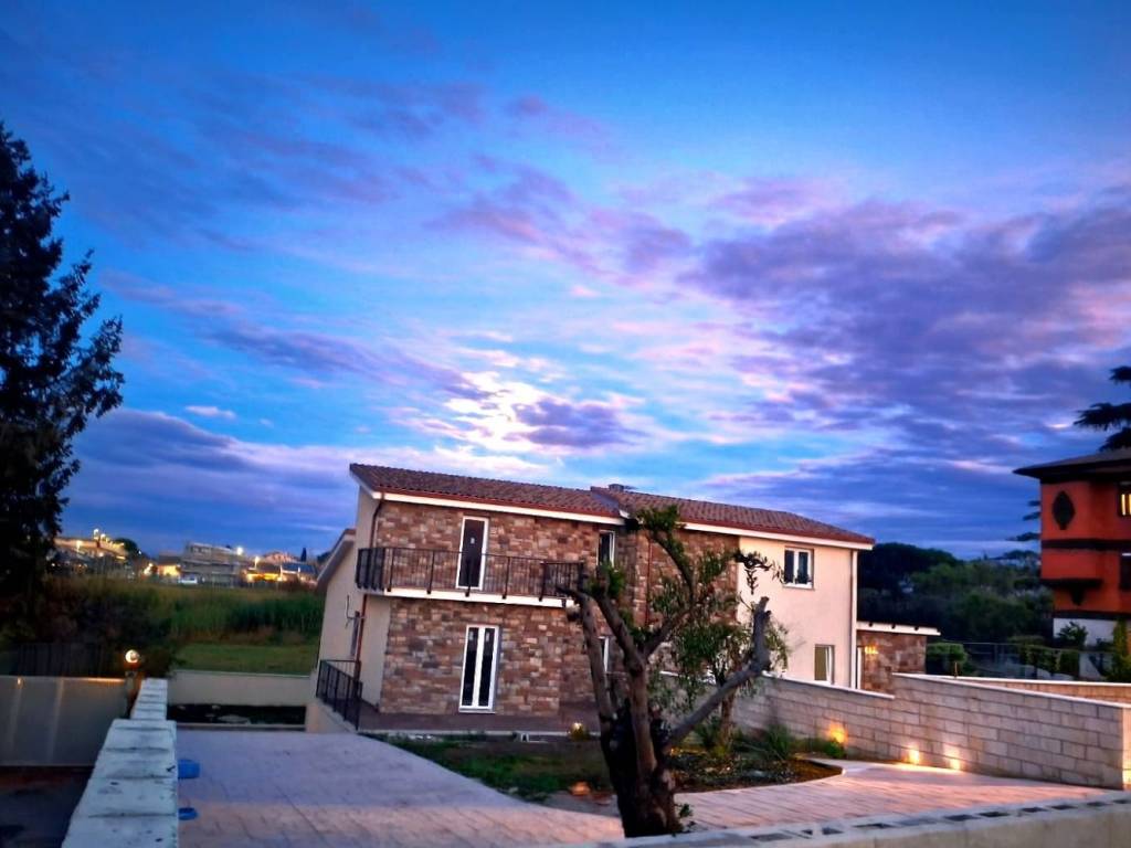 casa indipendente in vendita a Frascati