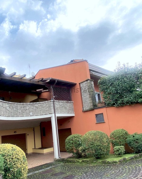 casa indipendente in vendita a Frascati