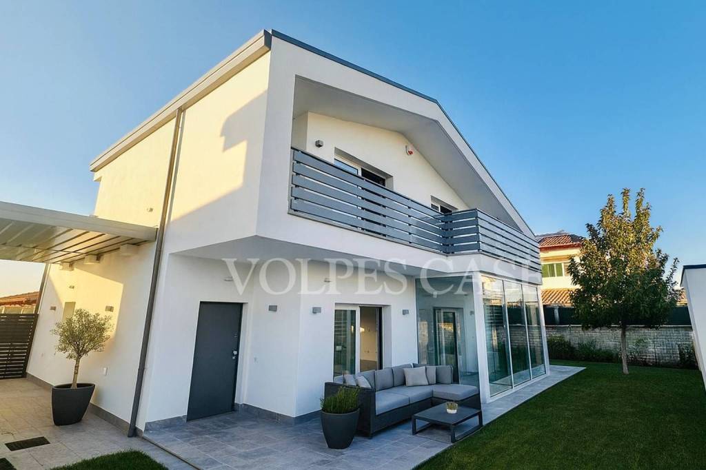 casa indipendente in vendita a Frascati