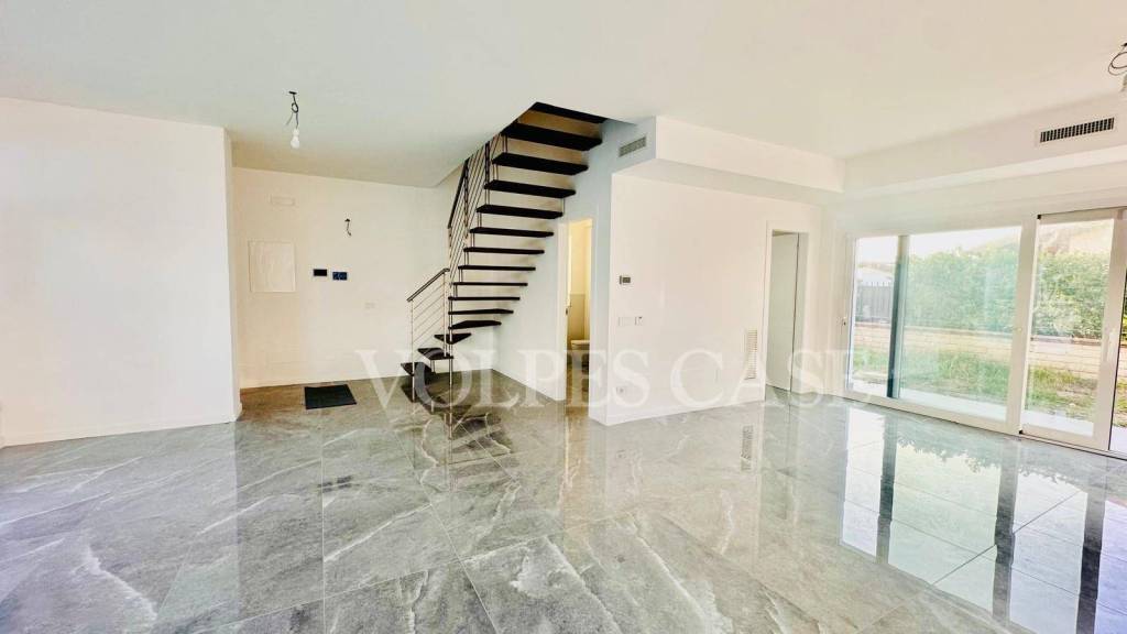 casa indipendente in vendita a Frascati