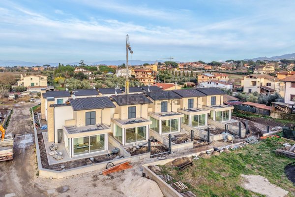 casa indipendente in vendita a Frascati