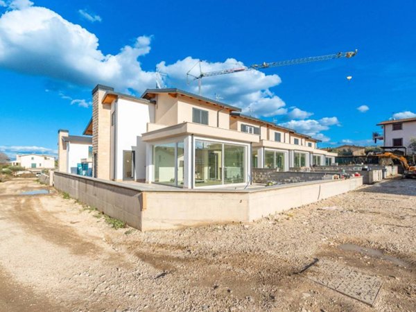 casa indipendente in vendita a Frascati