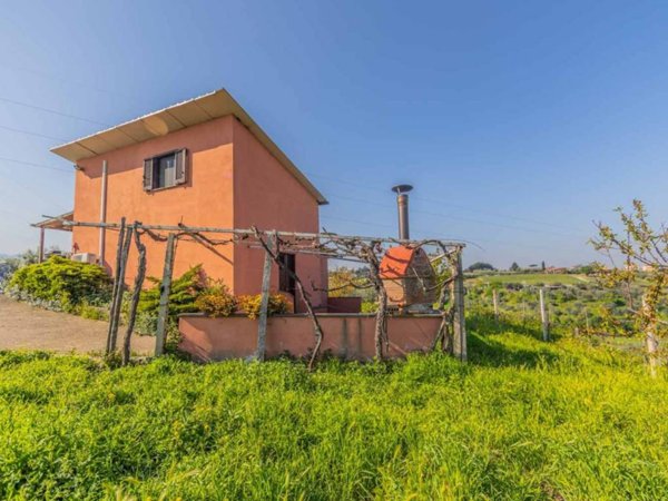 casa indipendente in vendita a Frascati