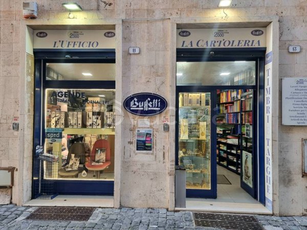 negozio in vendita a Frascati