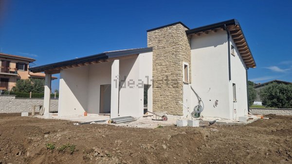 casa indipendente in vendita a Frascati