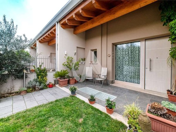 casa indipendente in vendita a Frascati