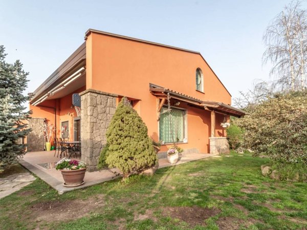 casa indipendente in vendita a Frascati