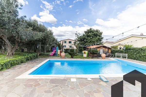 casa indipendente in vendita a Frascati