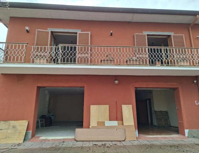 casa indipendente in vendita a Frascati in zona Cisternole