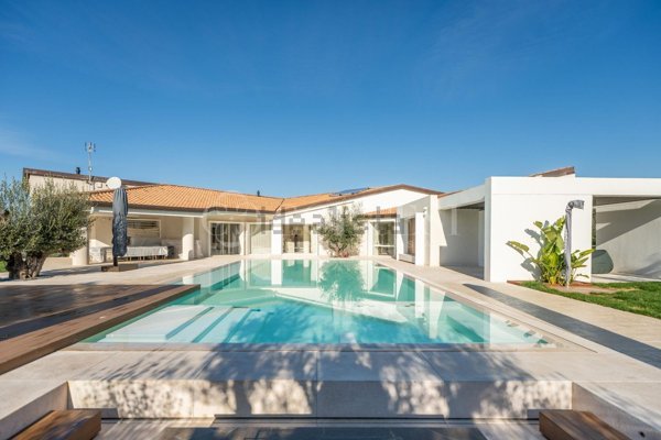 casa indipendente in vendita a Frascati