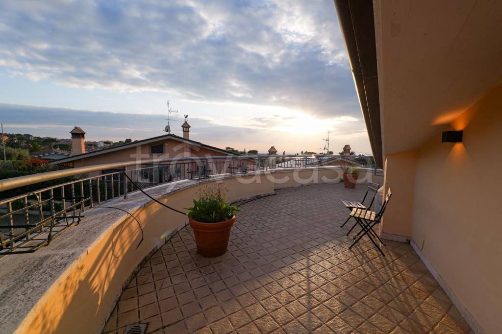 casa indipendente in vendita a Frascati