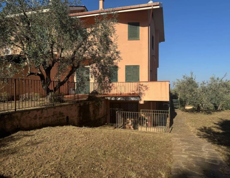 casa indipendente in vendita a Frascati