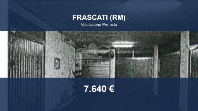 locale di sgombero in vendita a Frascati