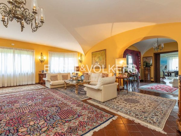 casa indipendente in vendita a Frascati