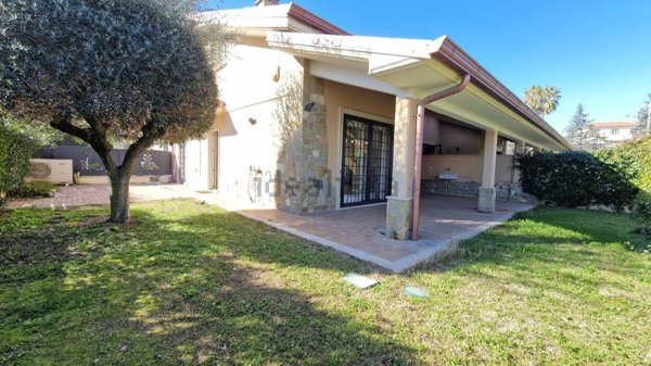 casa indipendente in vendita a Frascati