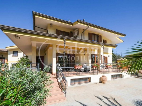 casa indipendente in vendita a Frascati