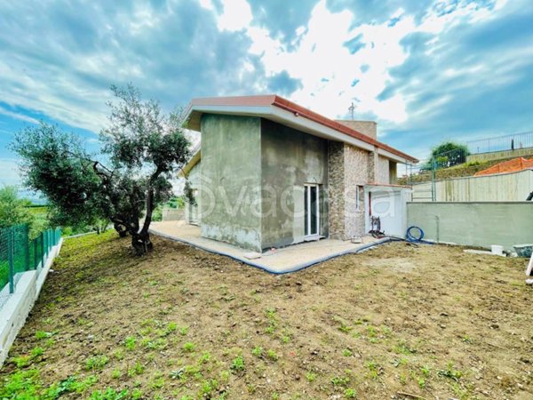 casa indipendente in vendita a Frascati in zona Cisternole