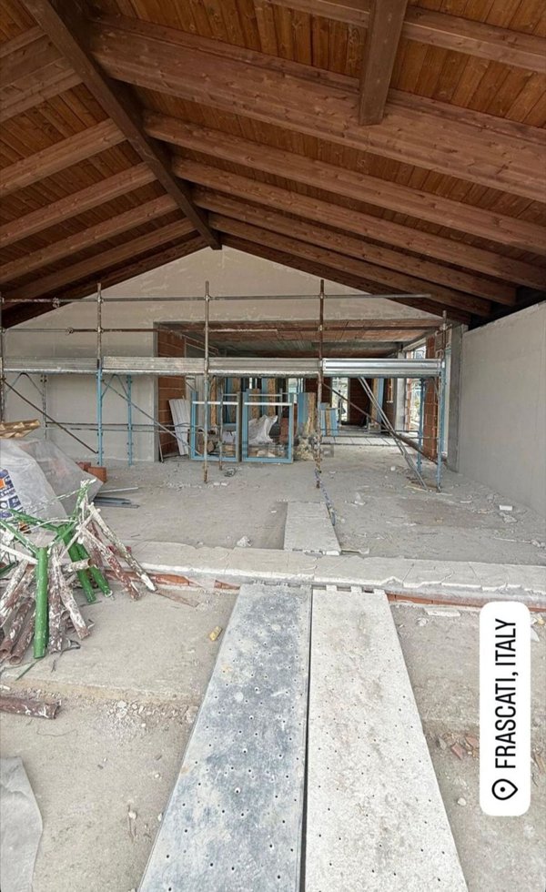 casa indipendente in vendita a Frascati