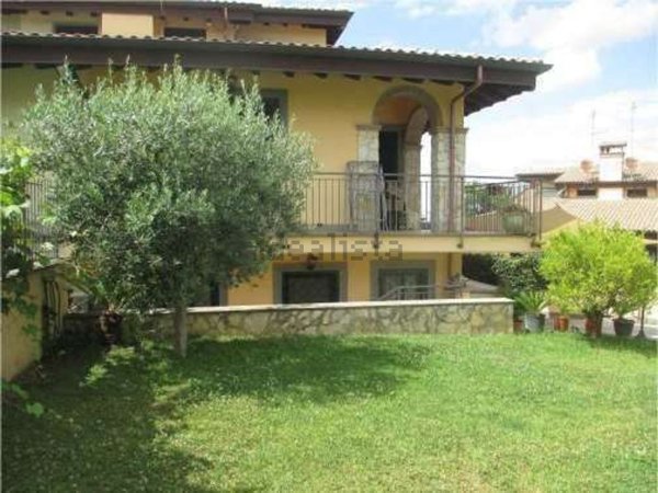 casa indipendente in vendita a Frascati