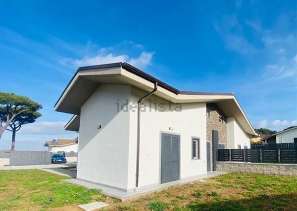 casa indipendente in vendita a Frascati