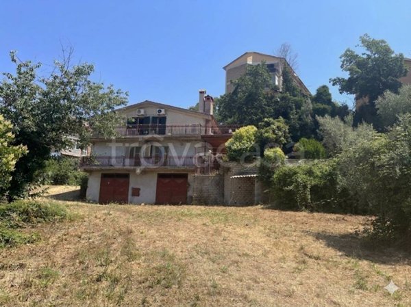 casa indipendente in vendita a Frascati
