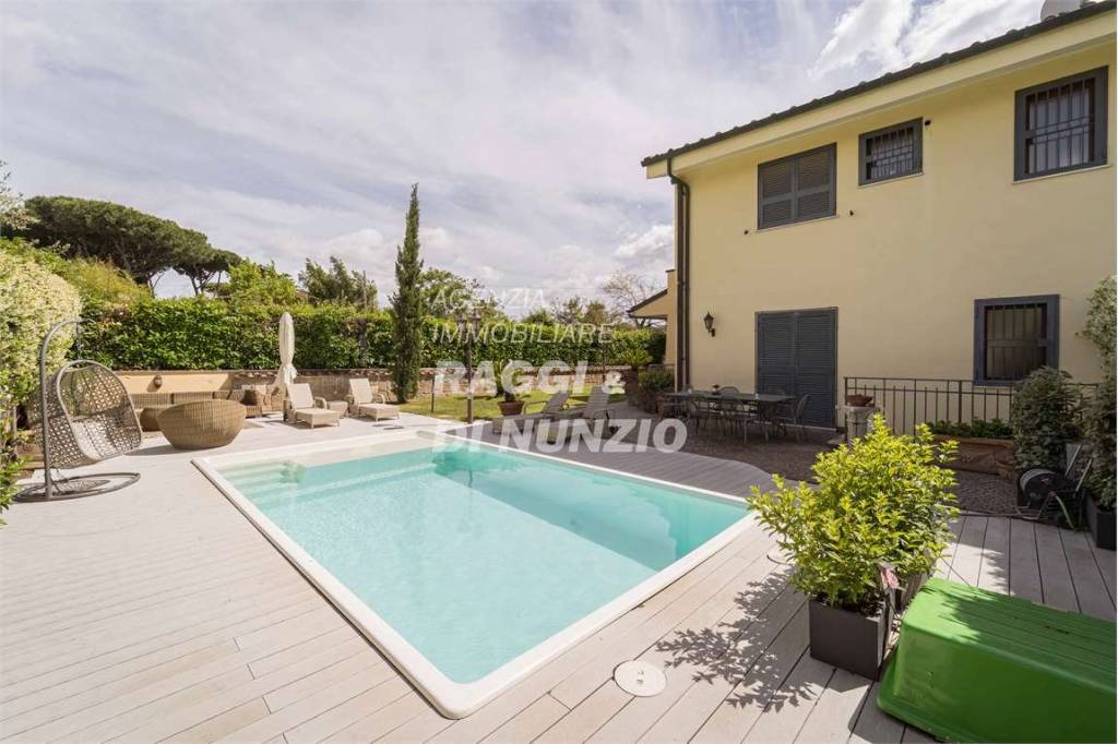 casa indipendente in vendita a Frascati