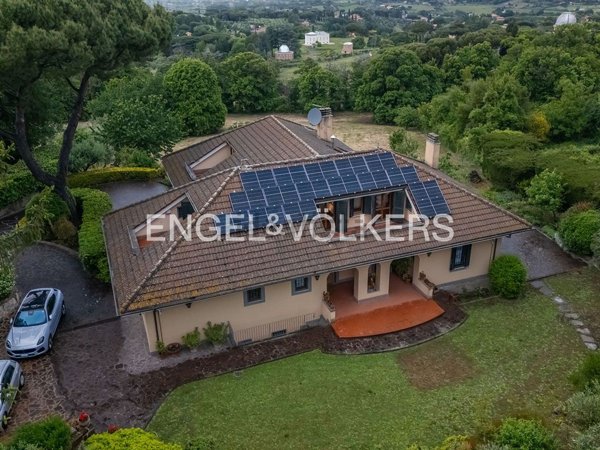 casa indipendente in vendita a Frascati