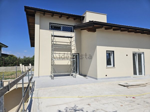 casa indipendente in vendita a Frascati