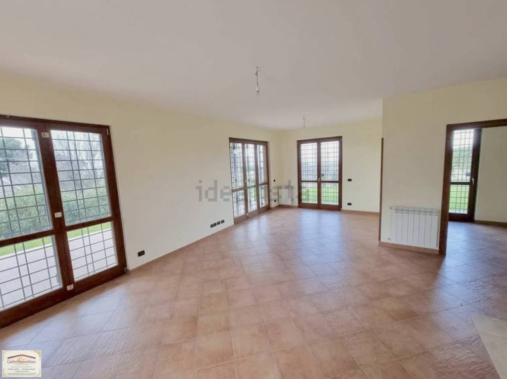 casa indipendente in vendita a Frascati